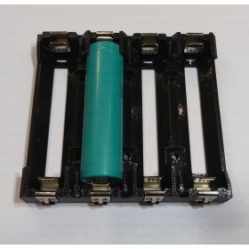   18650 Li-ion 4db lapos érintkezős 65mm-es akkumulátorokhoz, acél rugós érintkezőkkel, forgatott polaritású, akkumulátor tartó. KAPHATÓ !!!!!!