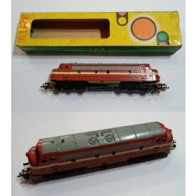   TT disel mozdony vasútmodell eredeti dobozában ELADVA !!!!!!!