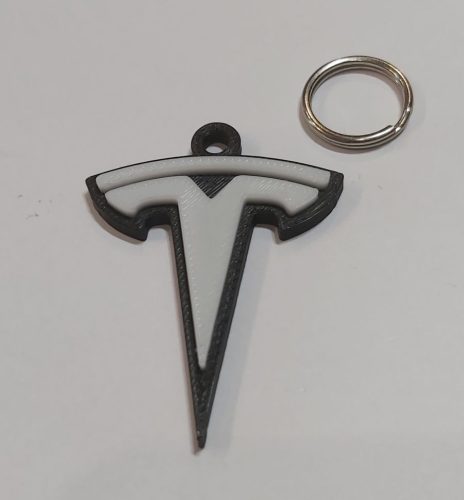 Tesla autós kulcstartó, kétszínű, de más színben is kérhető. KAPHATÓ !!!!!!!