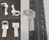 Dexion polcrendszerhez szerszámtároló, 1,8mm vastagságú oszlophoz, csavarhúzó tartó 16,5mm lyukkal KAPHATÓ !!!!!!