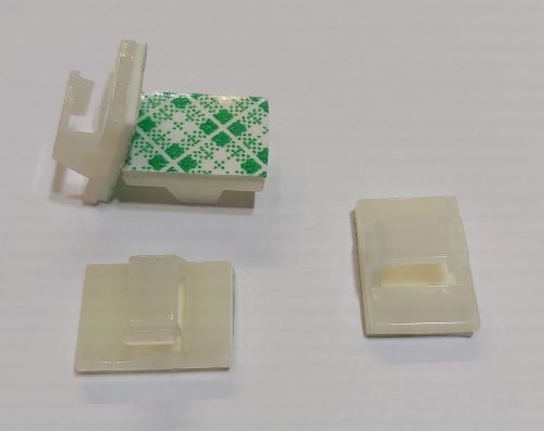 Öntapadós kábeltartó 17 mm x 12 mm KAPHATÓ !!!!!!