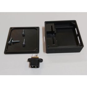   Elektronikához üres műszerdoboz, 2x USB töltő áramkörhöz, DC aljzat kivezetéssel. KAPHATÓ !!!!!!