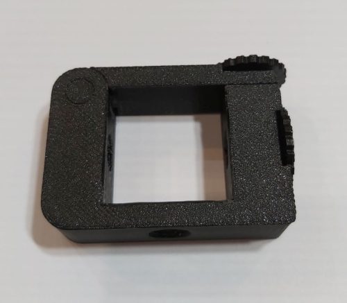Bilincs 30x30mm zártszelvényre, csavar menetekkel a kiegészítők rögzítéséhez KAPHATÓ !!!!!!!